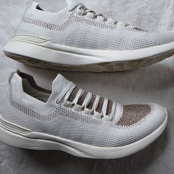 APL Mens White and Tan Sneakers - Picture 4 of 16